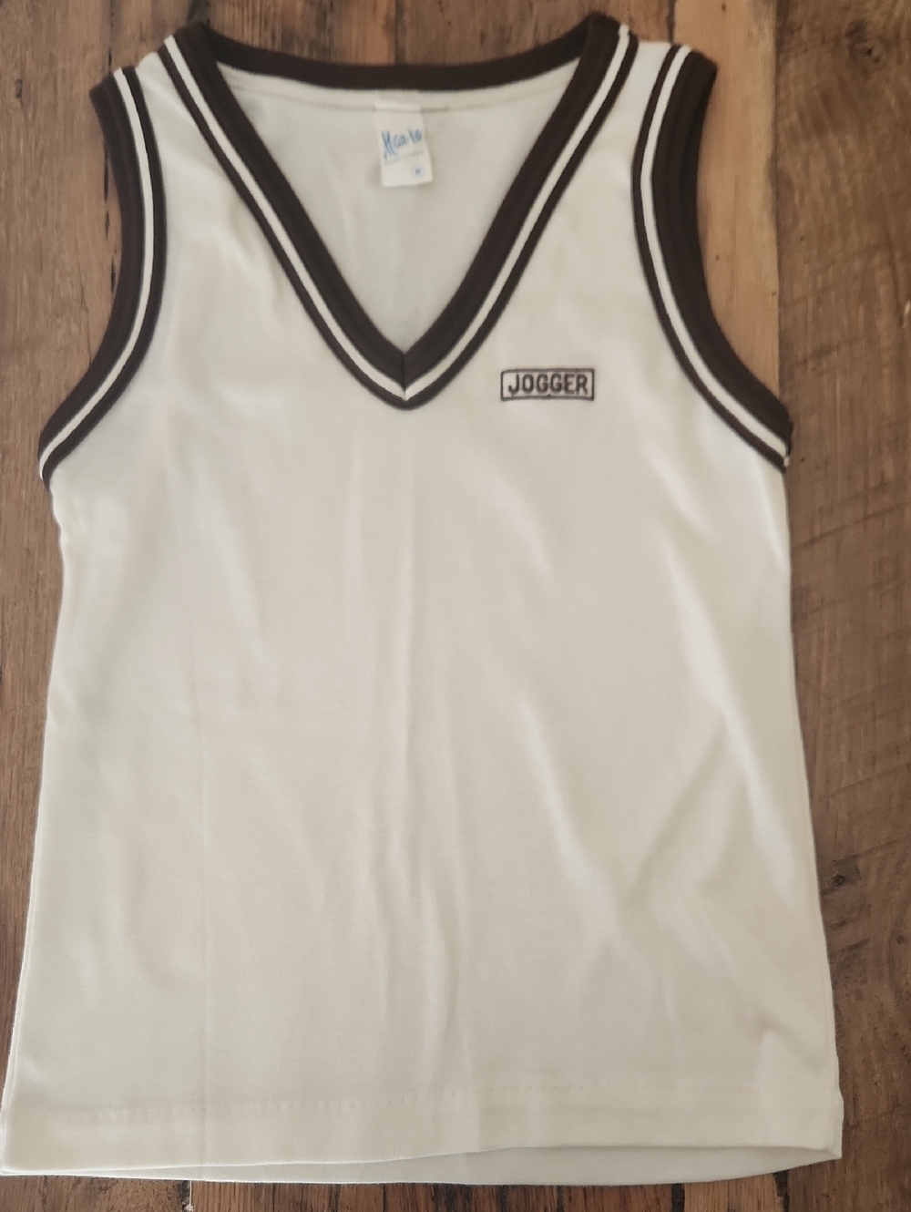 Women's White Sleeveless V-Neck Tank with Brown Trim - Vintage!